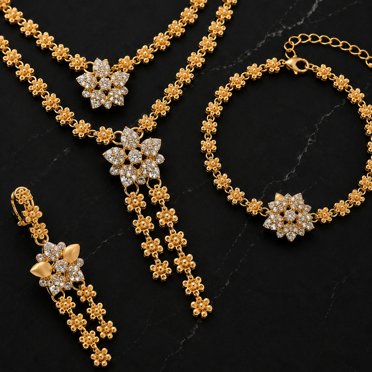 Ndongo Garlands Set