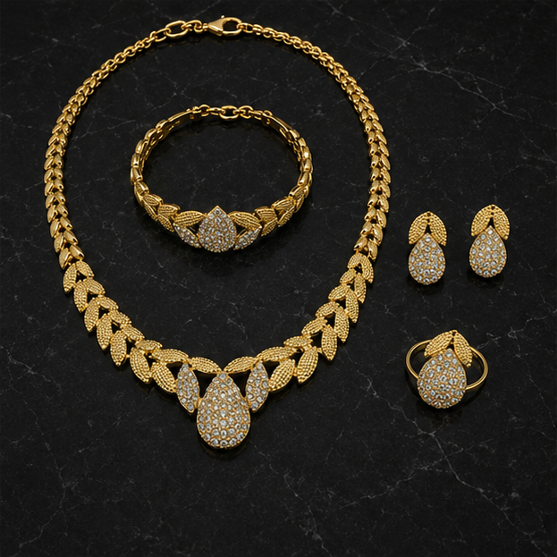 Soyo Tassels Set