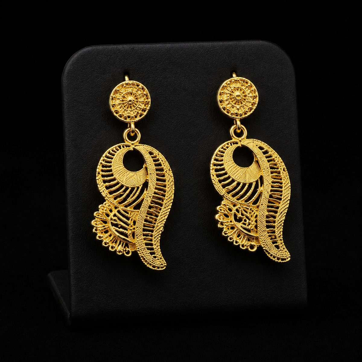 Volutes of Wadai Adornment